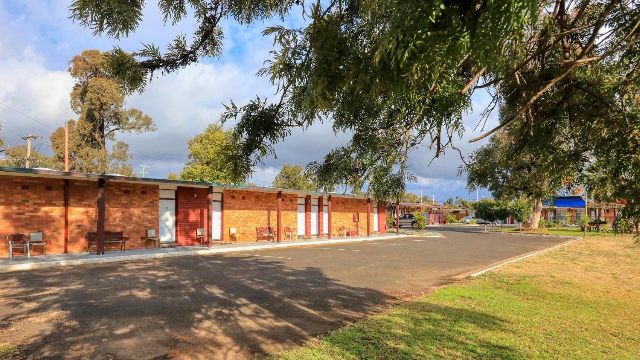 Silver Oaks Motel Gilgandra Kültér fotó